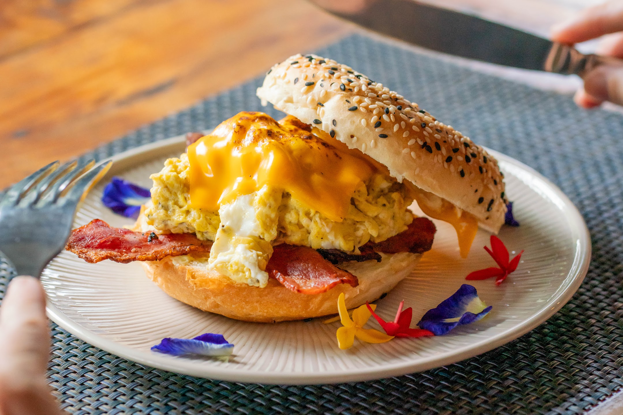 Bagelicious – Bacon & Eggs Bagel