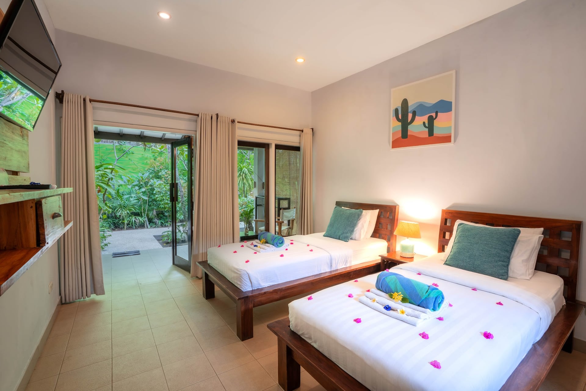 Discover tranquility in paradise at Balé Sampan Boutique Bungalows! O…