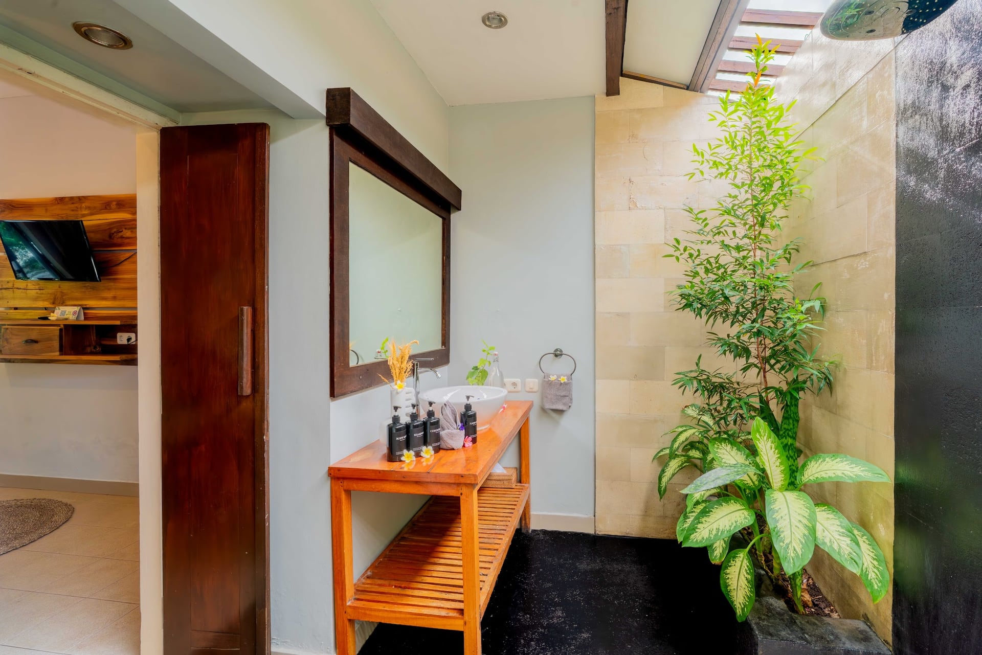 Step into your serene escape at Balé Sampan Boutique Bungalows, where…