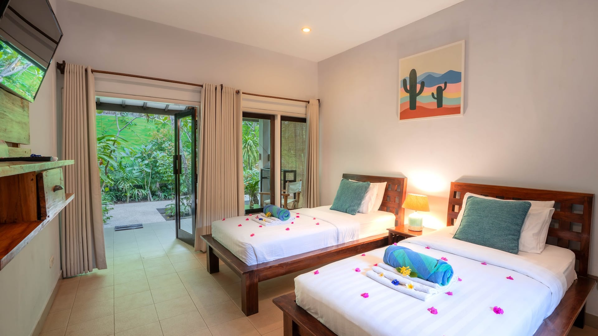 Discover tranquility in paradise at Balé Sampan Boutique Bungalows! O…
